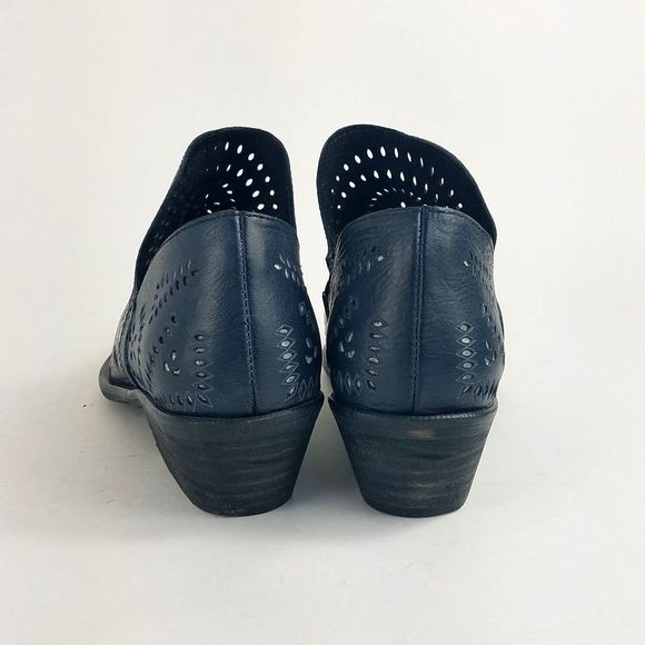 Veracruz Machika Blue Perforated Booties - Picture 4 of 8